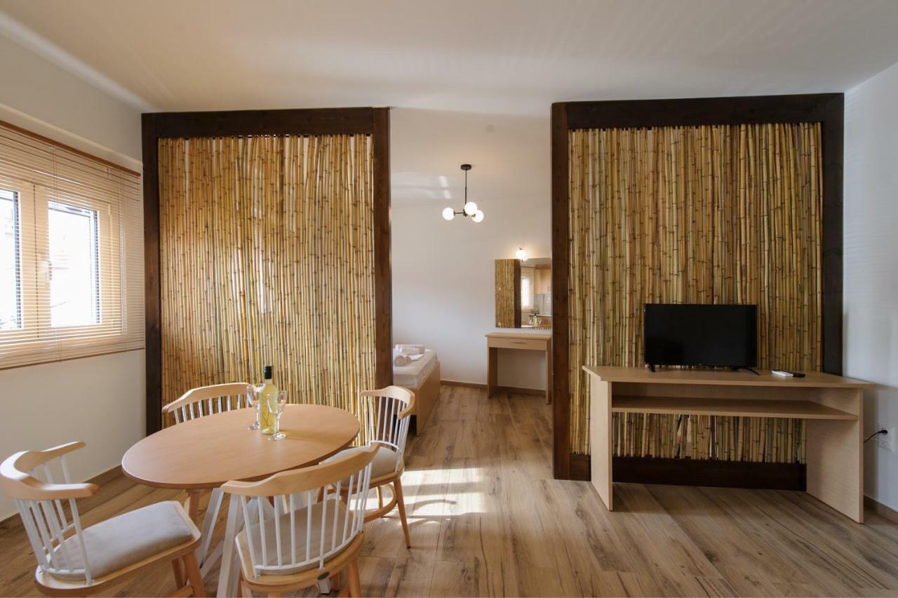 Status Luxury Apartments And Penthouse Parga Exterior photo
